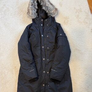 Like New Eddie Bauer Women's Petite XS Insulated Black Parka with Faux Fur Hood